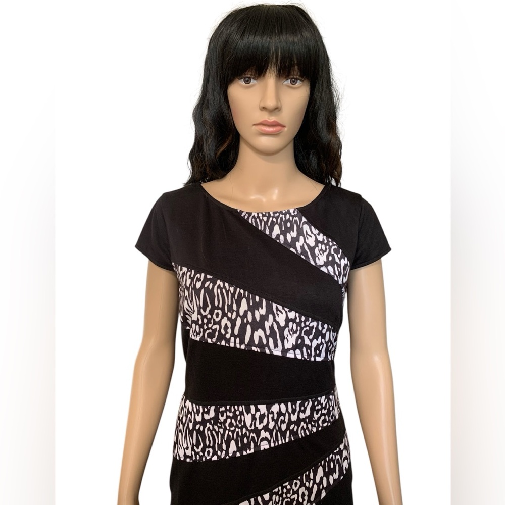 Dress - Picture 3 of 5